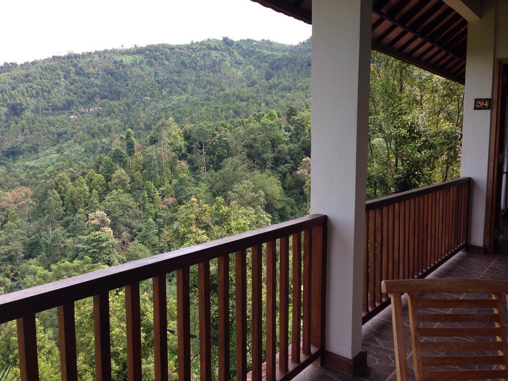Munduk Sari Resort Экстерьер фото